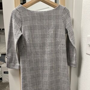 Boatneck fitted work wear dress